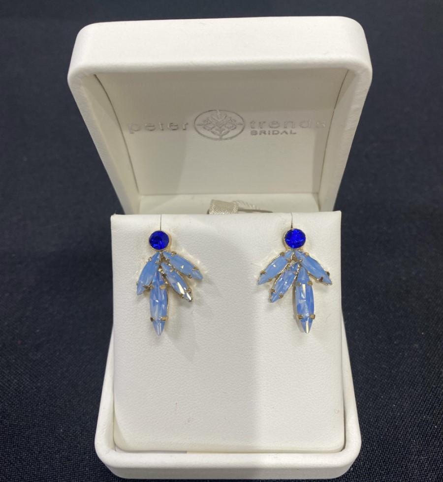 Peter Trends Bridal Azure small drop earring in blue