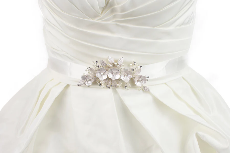 Windsor Bridal Jewellery Ava bridal belt in blush/silver