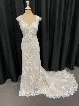 Stella York 7292 cap sleeve wedding dress in Ivory/Biscotti