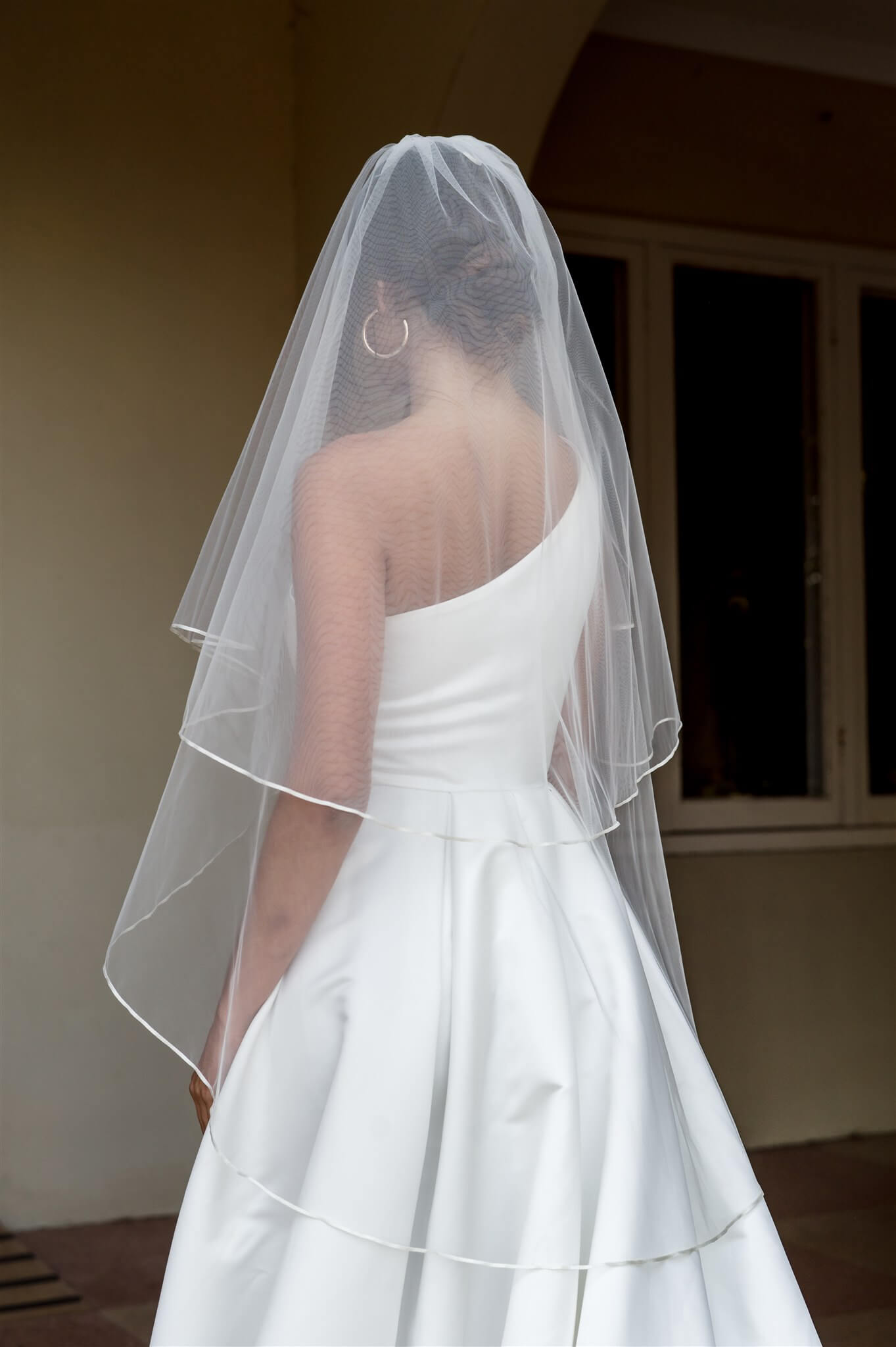 Classic Ribbon Edged Veil - D36(R1)