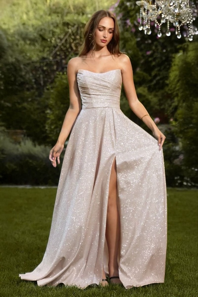 Ashley - Image 2
